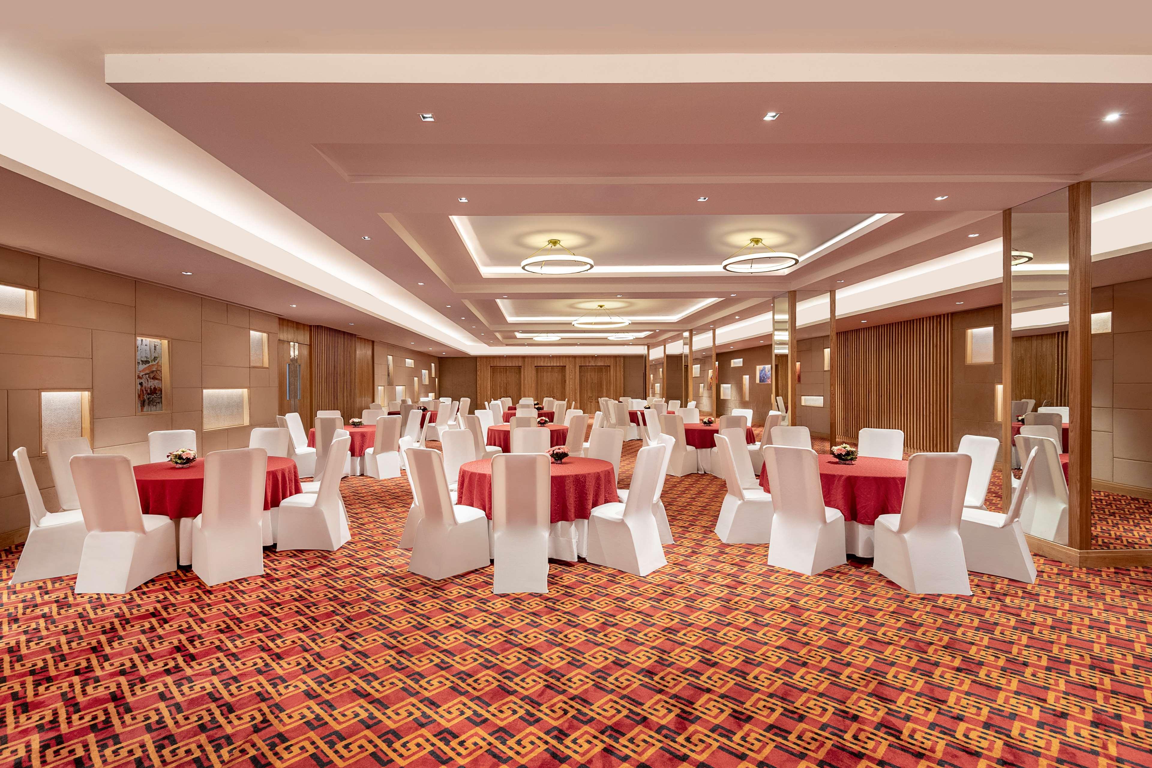 Country Inn & Suites By Radisson Chandigarh Zirakpur Екстериор снимка