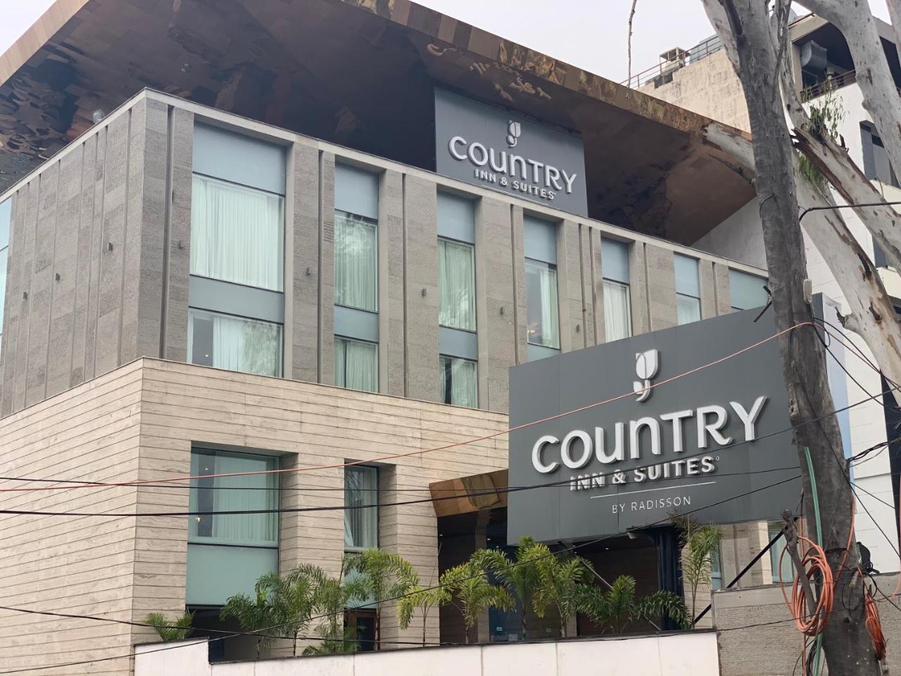 Country Inn & Suites By Radisson Chandigarh Zirakpur Екстериор снимка